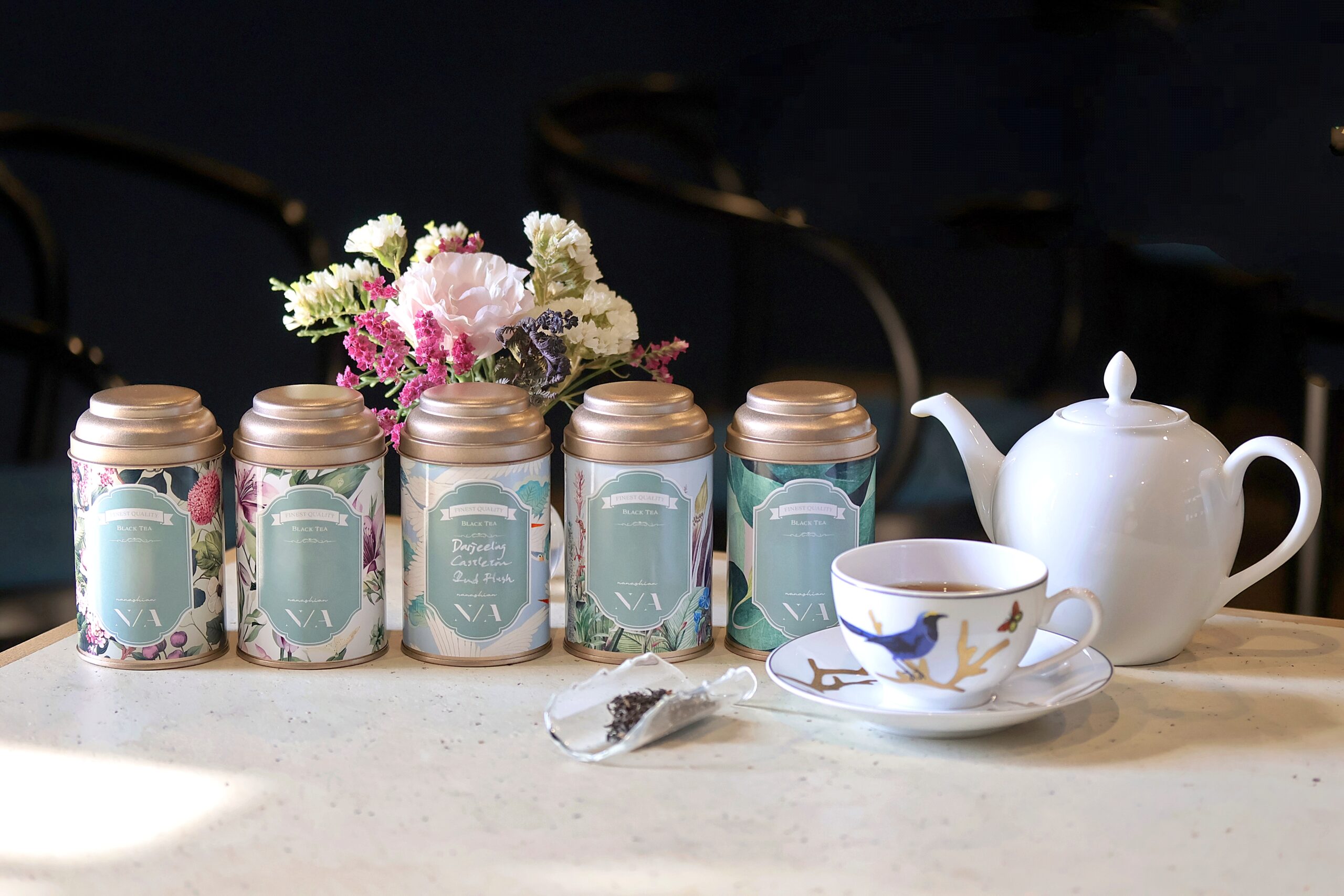 周年記念・新商品のご案内: オリジナル紅茶缶 紅茶缶